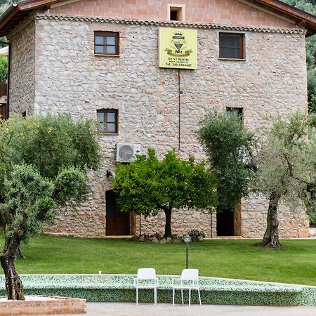 Agriturismo Casale Re Sonnino Eksteriør bilde